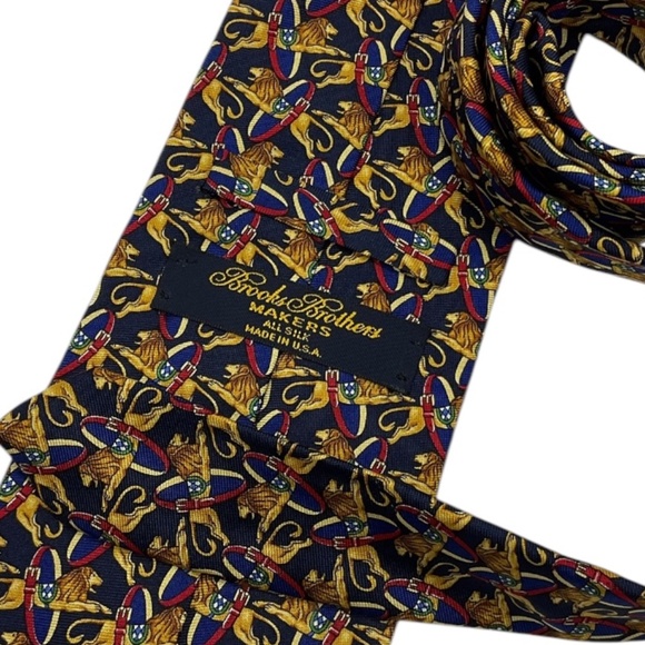 BROOKS BROTHERS Navy/Gold/Red Jumping Lion Belt Silk DESIGNER Tie USA - Picture 3 of 4